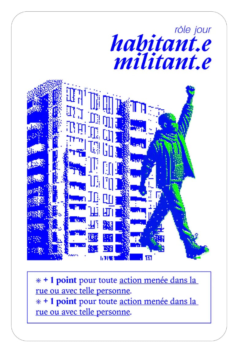 Carte « rôle jour : habitant.e militant.e », illustration bleue d’une personne au poing levé devant un immeuble
